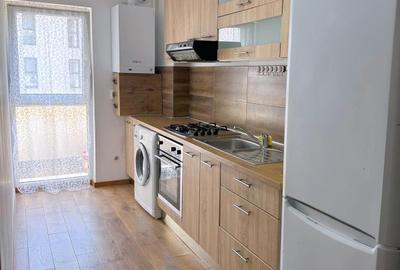 Apartament cu 3 camere semidecomandat în Mărăști