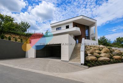 Casă individuală cu 4 camere în Feleacu
