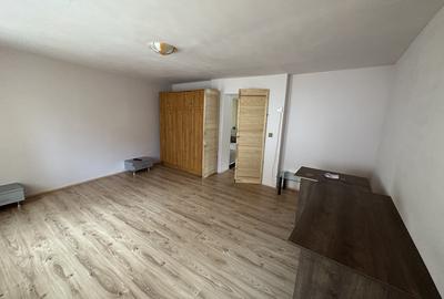 Casa cu 8 camere + 800mp teren Cisnadie zona Centrala - 5