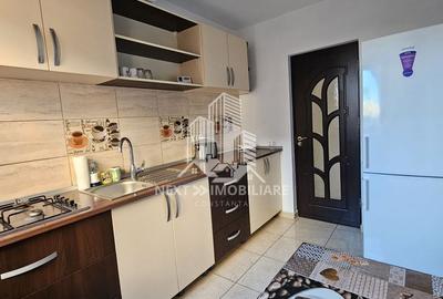 Apartament 3 camere decomandat | Etaj 1 | 2 balcoane - 1