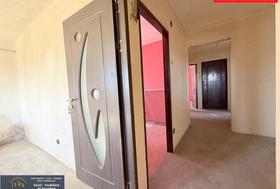 EXCLUSIVITATE | 3 Camere Micro 17 (Oltului/Școala 5), Bloc 1984 - 16