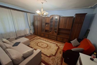 Apartament cu 2 camere decomandat, zona Targu Cucu - 3
