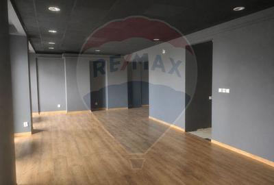Spațiu comercial de închiriat/104mp,  zona Delfinariu-Constanta - 2