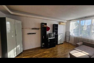 Apartament cu 2 camere decomandat în Drumul Taberei
