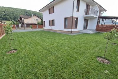 Duplex cu 5 camere în Gilău