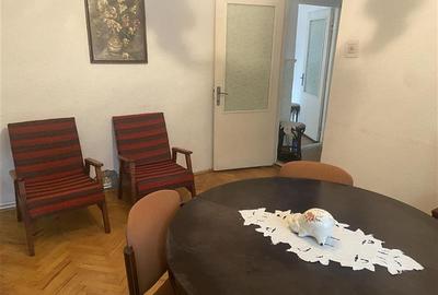 Apartament 3 camere de vanzare in Focsani , zona cartier Sud , etaj 1   4 , deco - 1