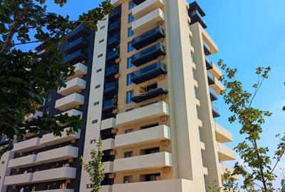 Apartament cu 3 camere decomandat în Berceni