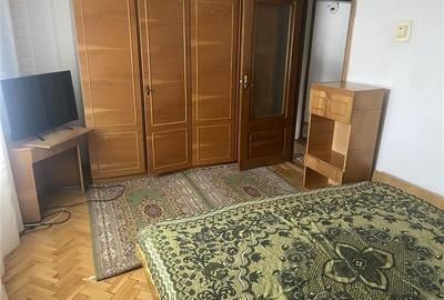 Apartament 3 camere , zona supermarket Lidl (fosta Autogara)et 1 din 3 , 81 mp , - 13