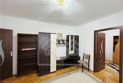 Ap cu 2 camere si balcon, Zona N. Iorga - Disponibil imediat - 3