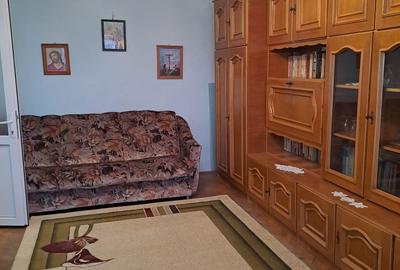 Apartament cu  2 camere decomandat, etajul 2/10, zona Mircea cel Batran - 3