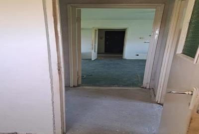 Apartament 2 Camere Semidecomandat | 52 mp | Centrală Proprie | Zona Aradului - 2