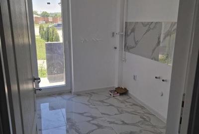 Garsonieră decomandată în Lunca Cetățuii