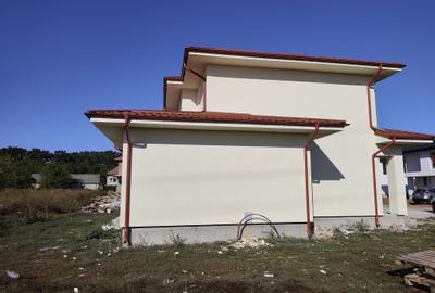 Eleganță arhitecturală și confort absolut 4 camere 3 bai P+1+pod terasa la cheie - 33