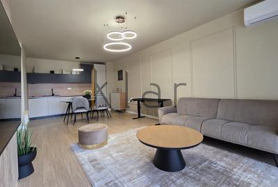 Apartament cu 2 camere semidecomandat, mobilat în Central