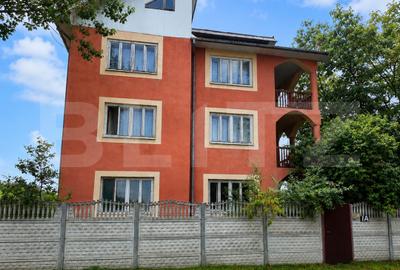 Casă individuală cu 10 camere în Sud