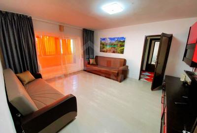 Apartament cu 2 camere semidecomandat, mobilat în Rovine