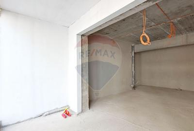Vanzare Spatiu Comercial Parter, Terasa 63mp | M. Berceni la 9 minute - 8