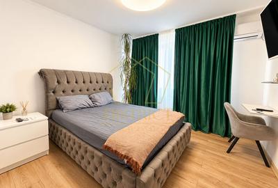 Apartament cu 3 camere decomandat, mobilat în Lipovei