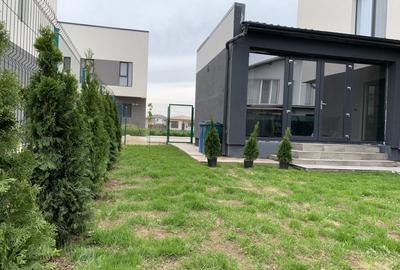 Casă individuală cu 5 camere în Tunari