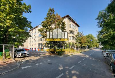 Apartament cu 3 camere decomandat, mobilat în Prelungirea Ghencea