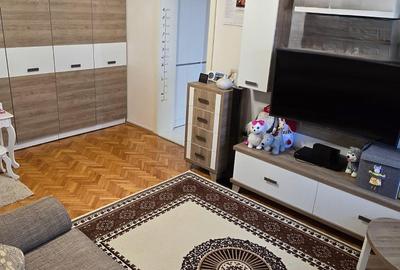 Apartament cu 3 camere semidecomandat, mobilat în Mănăștur