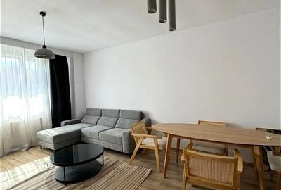 Apartament cu 2 camere semidecomandat, mobilat în Sisești