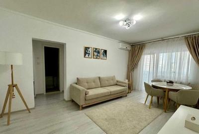 Apartament cu 2 camere semidecomandat, mobilat în Romană