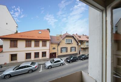 Locație rară în Brașov: ideal pentru regim hotelier sau business - 21