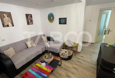 Casa 4 camere de vanzare in Lazaret cu garaj demisol generos mansarda - 1