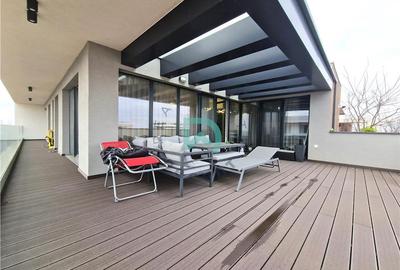 Penthouse, Qualis 2, Tractorul - 10