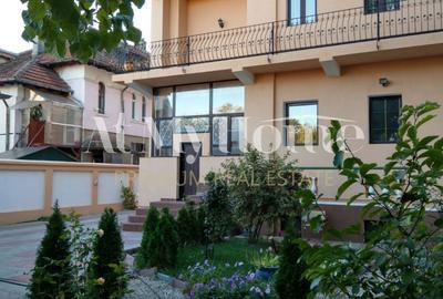 Vila superba cu 12 camere, 680mp teren, Cotroceni, parcari, Office/Rezidential - 2