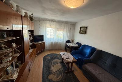 Apartament 3 camere zona Tomis III - 1