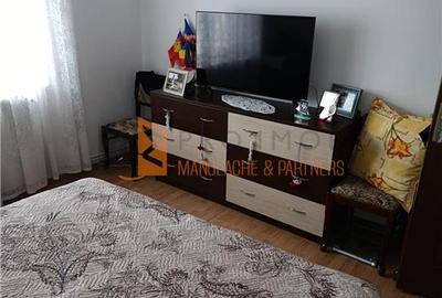 Apartament cu 4 camere decomandat în Unirii Nord