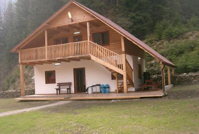 Vanzare cabana intr o zona de vis Petrosani Cheile Jietului - 5