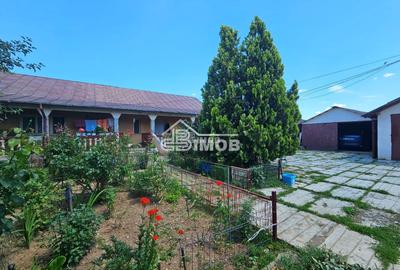 Spațiu, liniște și posibilități multiple într-o singură proprietate! - 2