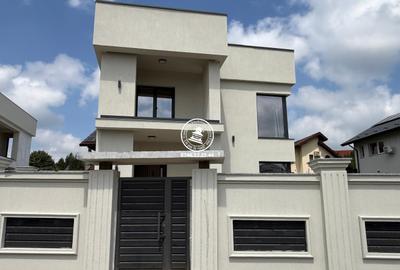 Casă cu 5 camere în Valea Lupului