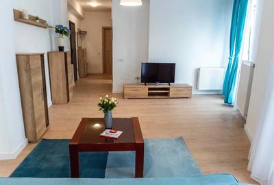 Apartament cu 2 camere semidecomandat, mobilat în Pipera