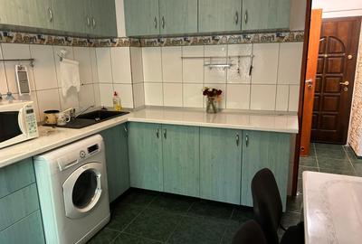 Apartament 2 Camere, Drumul taberei - 5