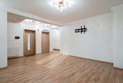 Casă premium de vânzare în Adunații Copăceni – 326 mp utili, 492 mp teren, garaj - 15