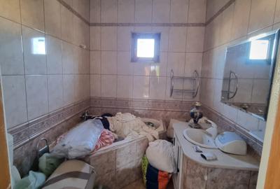 Casă cu Etaj în Păulești - 6