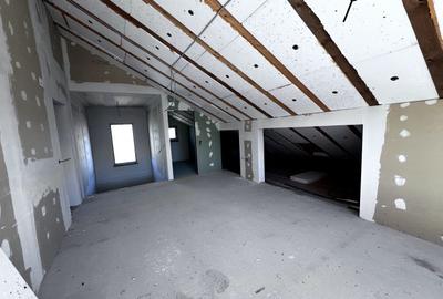 Vanzare casa P+M in Sendreni( in spatele Primariei), pret 99 000 euro - 12