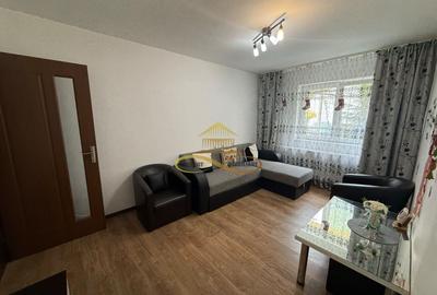 De Închiriat: Apartament 2 Camere semidecomandat, Curte Privată - 2