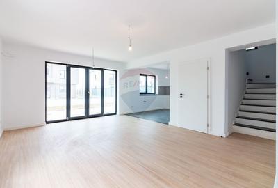 Vila Individuala 6 Camere | Curte 422 mp | Tunari – Nord București - 1