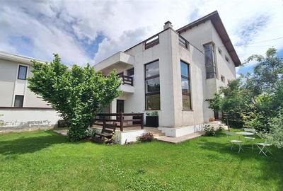 Casă individuală cu 7 camere în Pipera