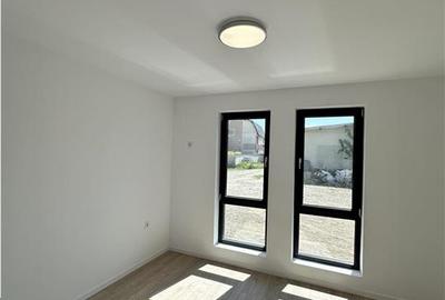 Apartament 3 camere de inchiriat, bloc nou - 4