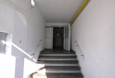 Cel mai ieftin 4 camere din Berceni, cu loc parcare si centrala proprie - 32