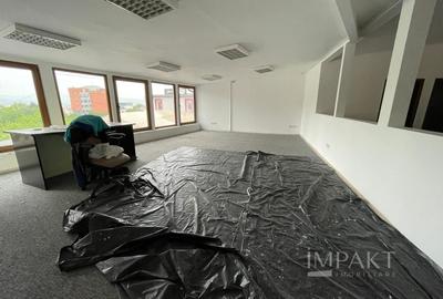 Spatiu comercial de inchiriat, central, trafic intens! - 1