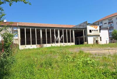 Spațiu industrial, în Ștrand