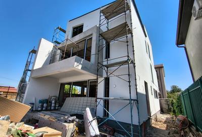 Duplex cu 4 camere în Central