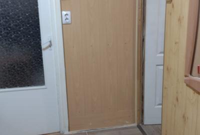 Inchiriez ap. cu 2 cam.in zona 7 NOI. - 4